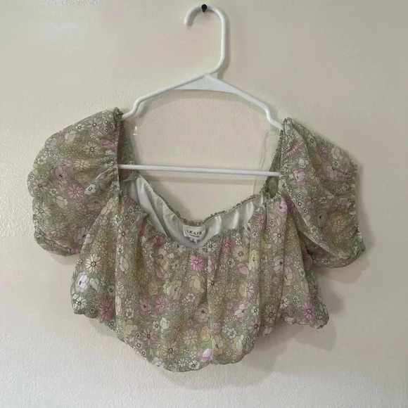 Le Lis Floral Crop Top size Medium - Picture 6 of 6